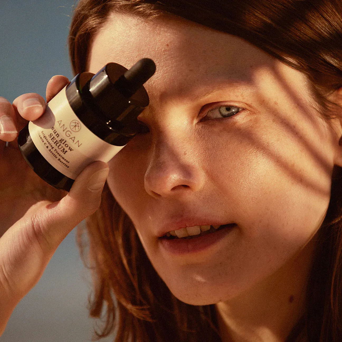 ANGAN - Sun Glow Vitamin-C Serum
