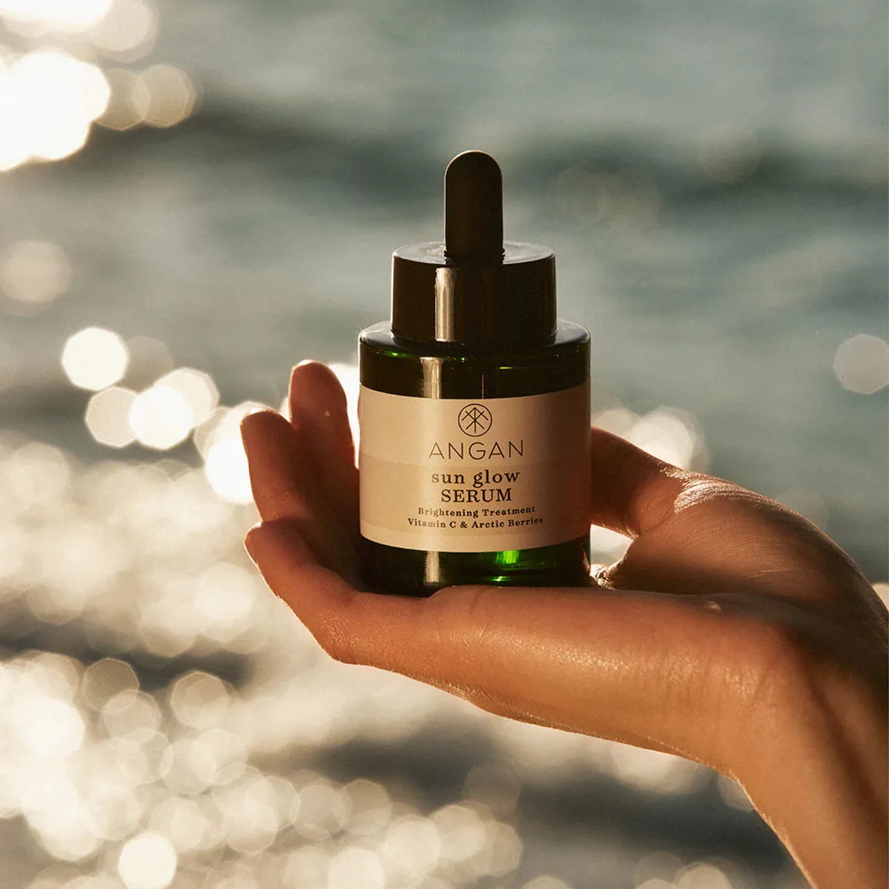 ANGAN - Sun Glow Vitamin-C Serum