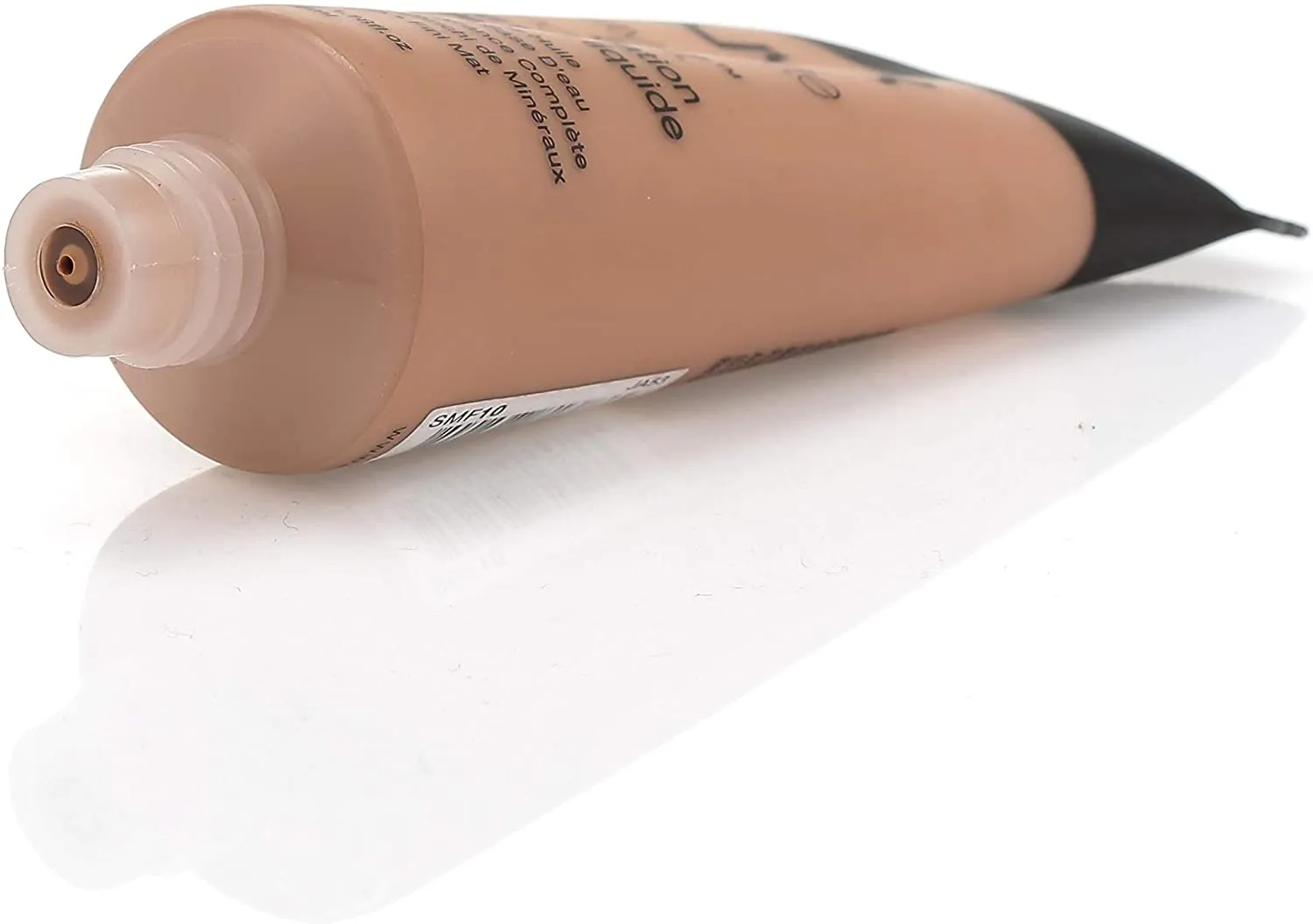 NYX Professional Makeup Stay Matte but Not Flat Liquid Foundation