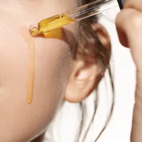Restoring Facial Oil